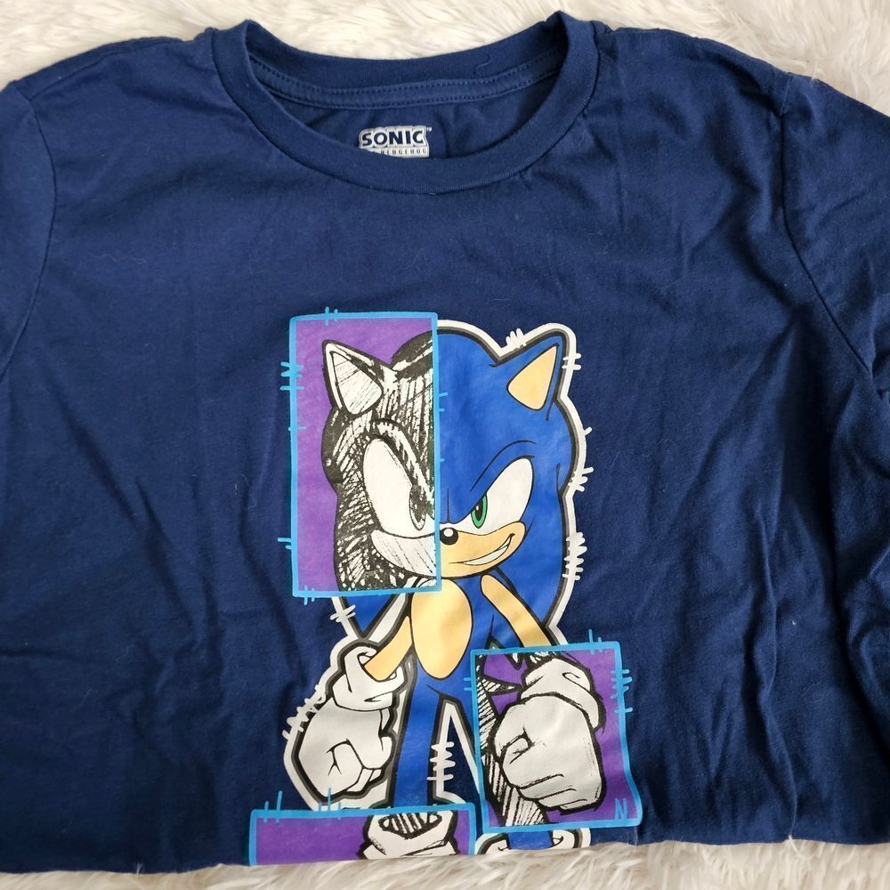 Sonic the Hedgehog Boy's Size XXL Blue Graphic Short Sleeve Tee